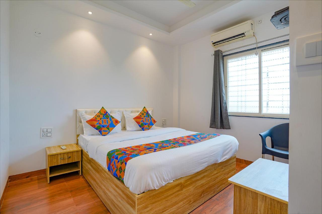 Collection O Hotel Farmaish Garden Chinchvad Exterior photo