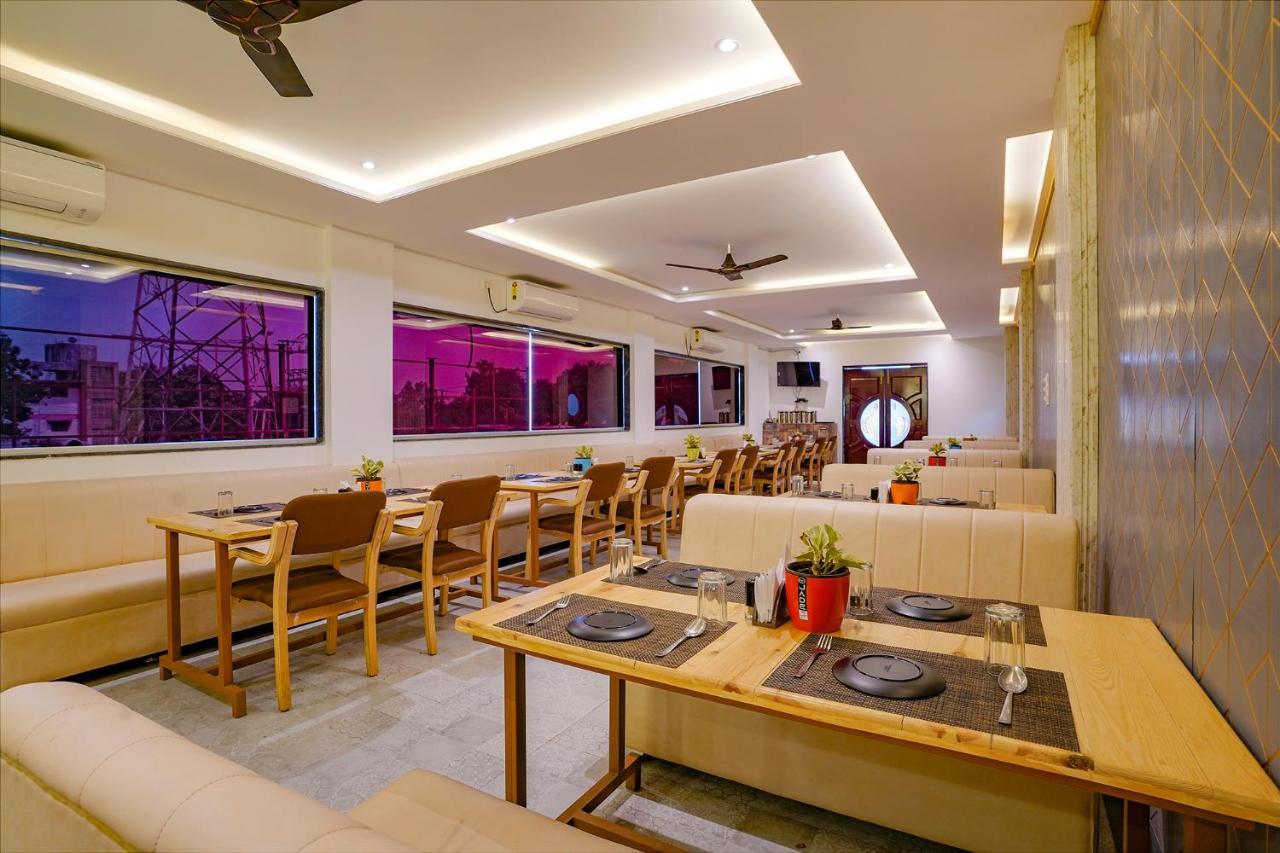 Collection O Hotel Farmaish Garden Chinchvad Exterior photo